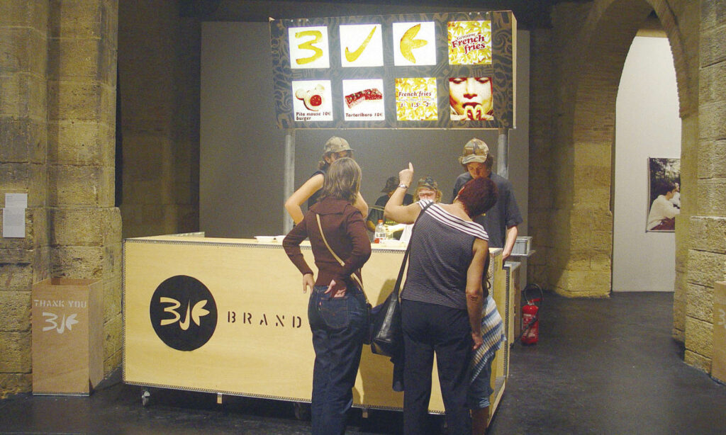 Marc Vernier, brand new world, détournement de logos 2001-2010
